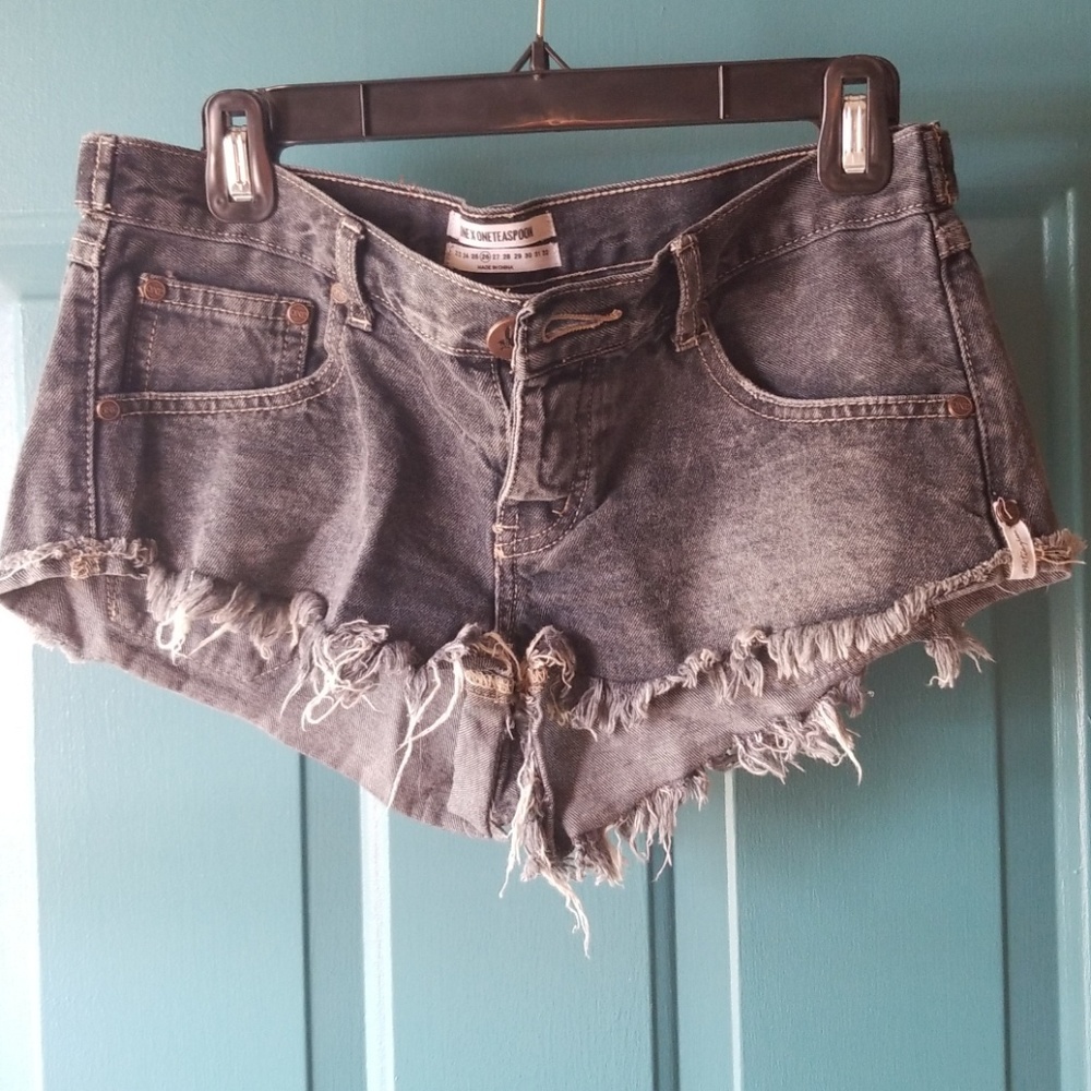 EUC One Teaspoon Shorts
